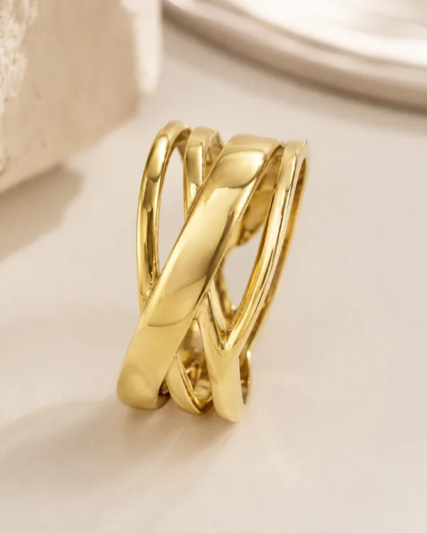 Gold_Tone_Interlocking_Band_Ring_for_Women
