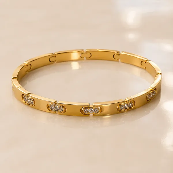 Gold_Plated_Crystal_Embellished_Link_Bracelet_for_Women
