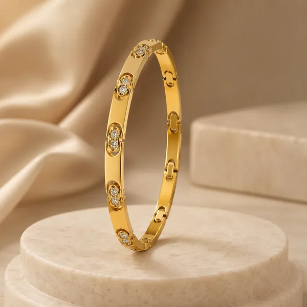 Gold_Plated_Crystal_Embellished_Link_Bracelet_for_Women