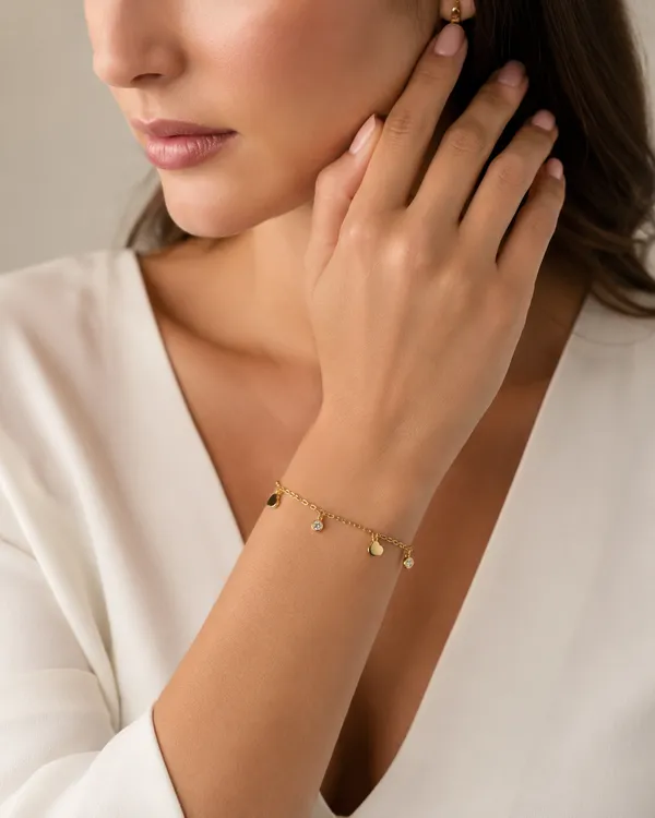 Gold_Plated_Heart_and_Crystal_Charm_Bracelet_for_Women