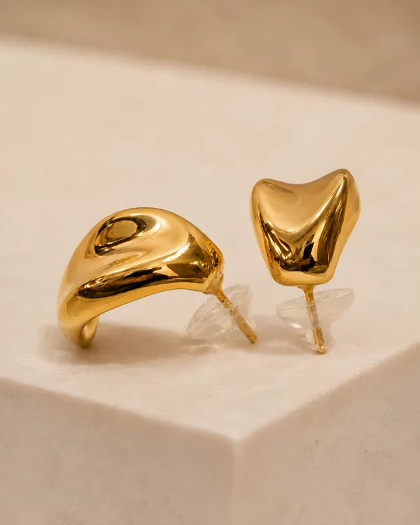 Gold_Tone_Abstract_Heart_Stud_Earrings_for_Women