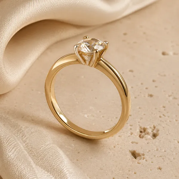 Yellow_Gold_Solitaire_Diamond_Engagement_Ring_for_Women