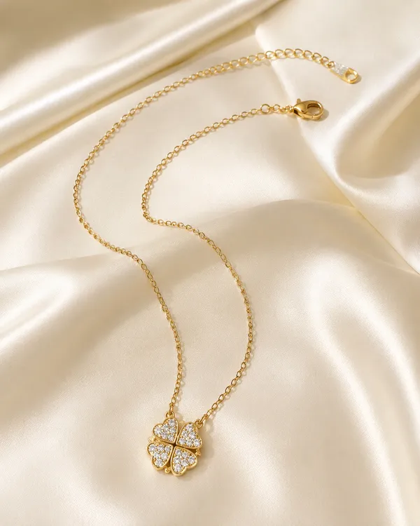 Gold_Plated_Crystal_Clover_Pendant_Necklace_for_Women