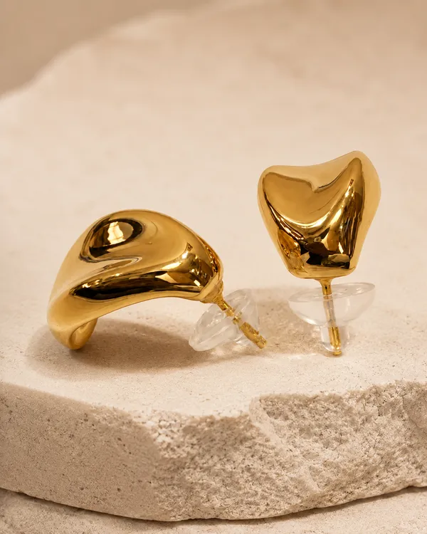 Gold_Tone_Abstract_Heart_Stud_Earrings_for_Women