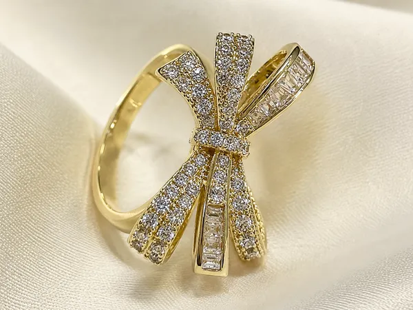 Gold_Plated_Crystal_Embellished_Bow_Ring_for_Women
