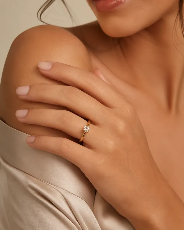 Yellow_Gold_Solitaire_Diamond_Engagement_Ring_for_Women
