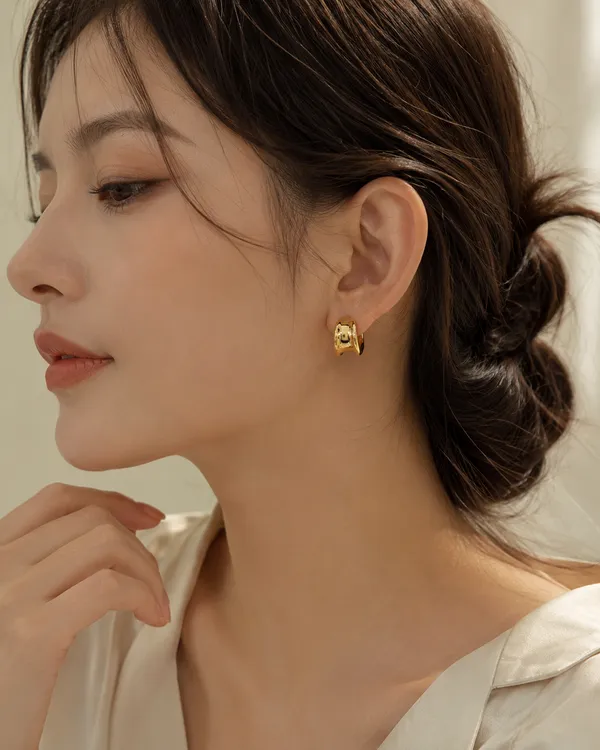 Gold_Plated_Chunky_Hoop_Earrings_for_Women