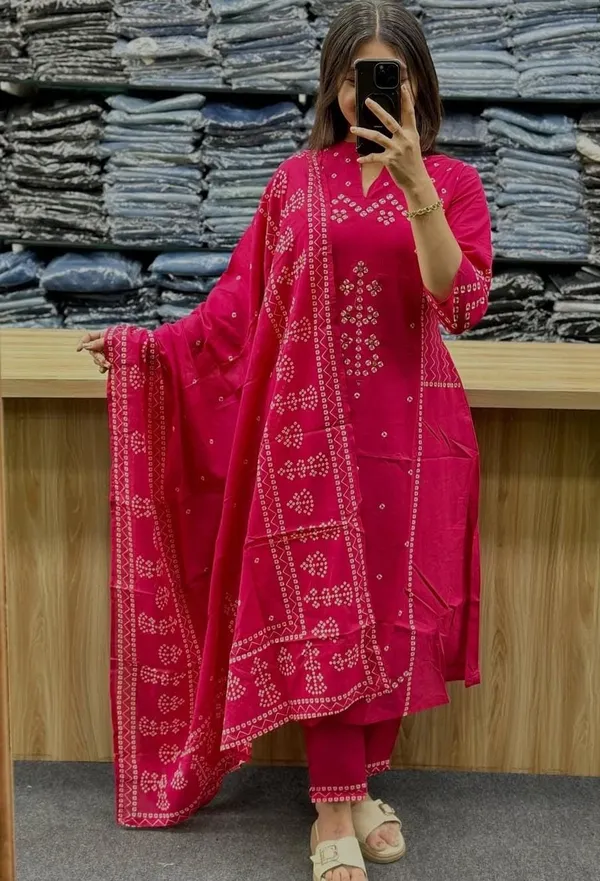 Pink_Embellished_Bandhani_Print_cotton_Suit_Set_for_Women
