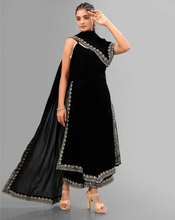 Black_Kurta_Set80%_Cotton,_20%_Silk_For_Women