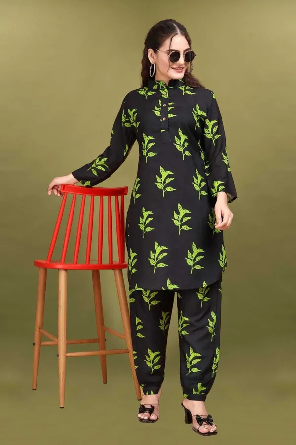 Green_Pathani_Kurta80%_Cotton,_20%_Silk_For_Women