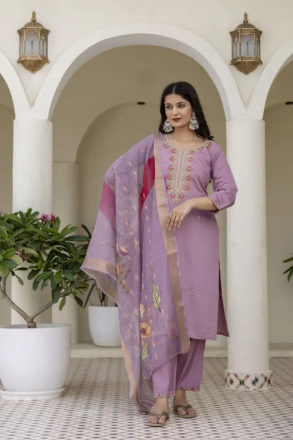 Pink_Kurta_SetViscose_For_Women