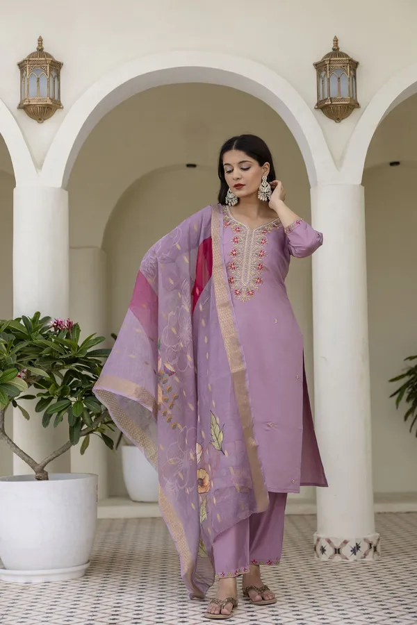 Pink_Kurta_SetViscose_For_Women