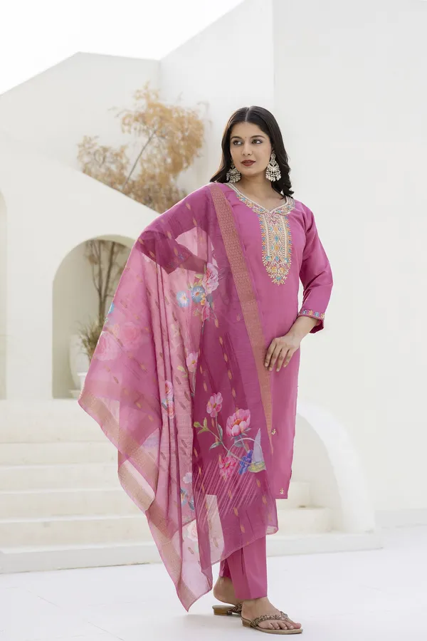 Pink_Kurta_SetViscose_For_Women