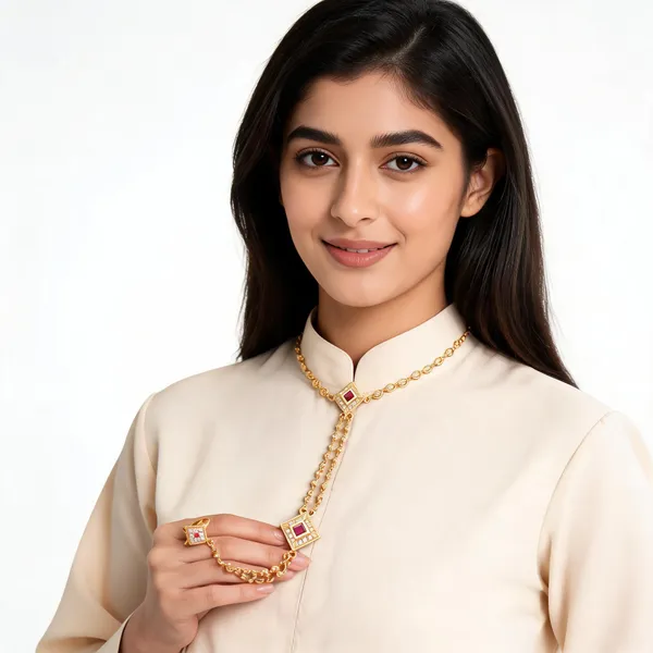 Micro_Gold_Plated_AD_Diamond_Studded_Fancy_Heart_Design_(Hathphool)_for_Women