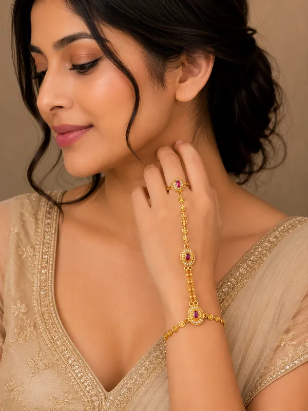 Micro_Gold_Plated_AD_Diamond_Studded_Fancy_Heart_Design_(Hathphool)_for_Women