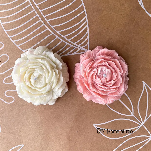 Elegant_Rose_Shaped_Soy_Candle_Set_Of_2