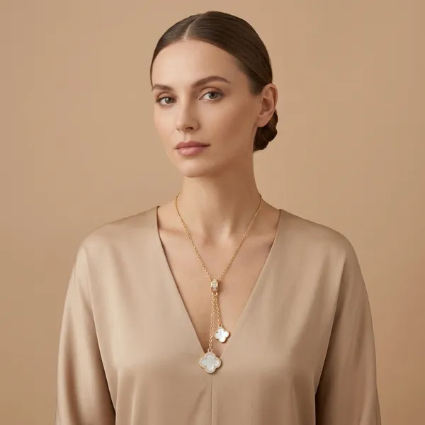 Gold_Plated_White_Clover_Pendant_Necklace_For_Women