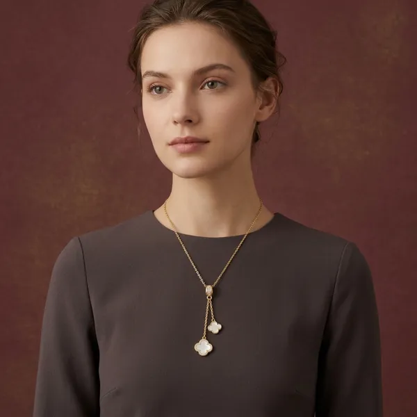 Gold_Plated_White_Clover_Pendant_Necklace_For_Women