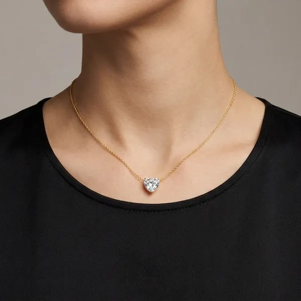 Gold_Plated_Heart_Crystal_Pendant_Necklace_For_Women