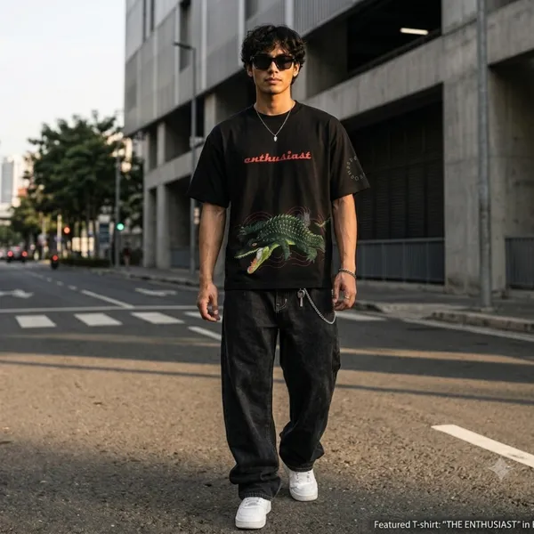 Black_Graphic_Oversized_T-Shirt_for_Men