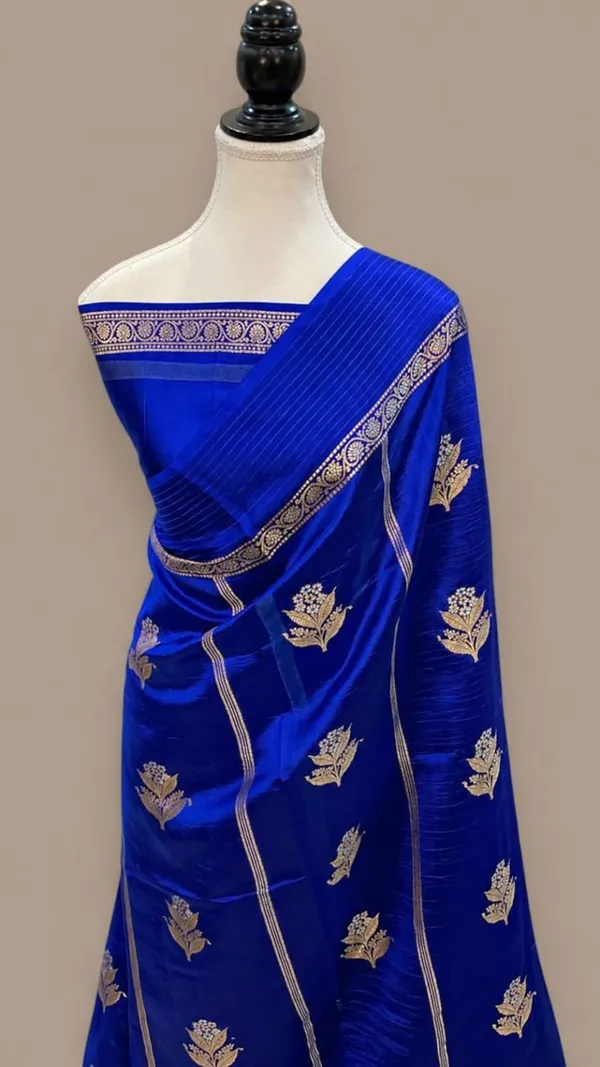 Royal_Blue_Embroidered_Saree_For_Women