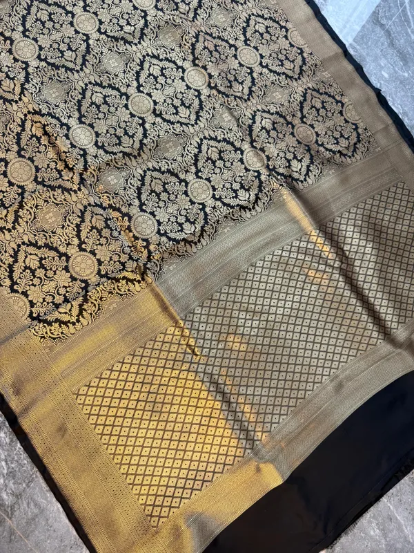 Black_Banarasi_Silk_Saree_With_Golden_Zari_Weaving_For_Women