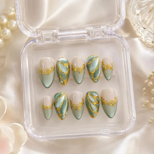 Cat_Eye_Press_On_Nails_For_Women