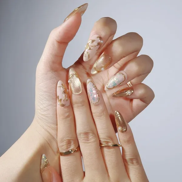 Abstract_Press_On_Nails_For_Women