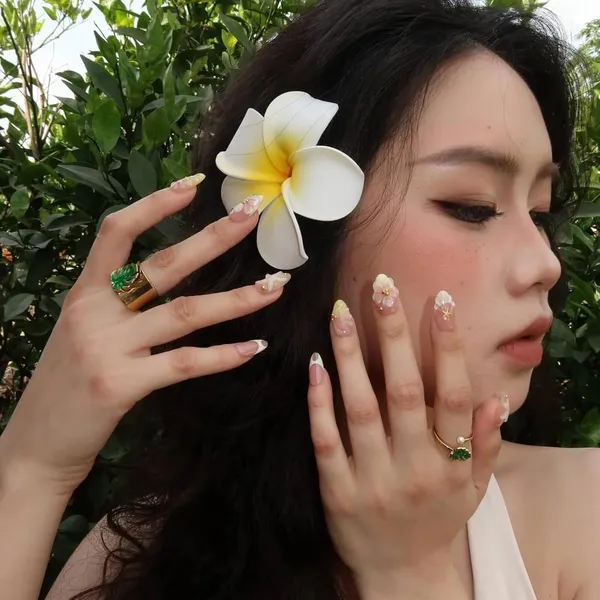 Abstract_Press_On_Nails_For_Women
