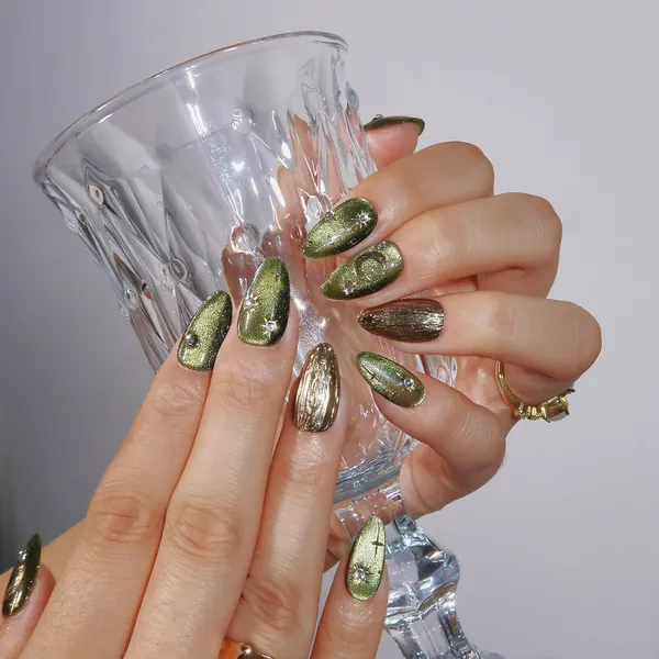 Abstract_Press_On_Nails_For_Women
