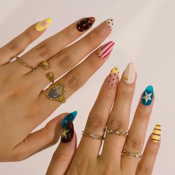 Abstract_Press_On_Nails_For_Women