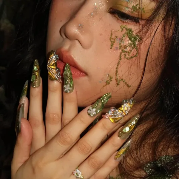 Premium_Press_On_Nails_For_Women