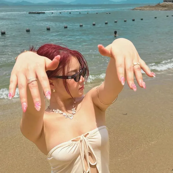 Abstract_Press_On_Nails_For_Women