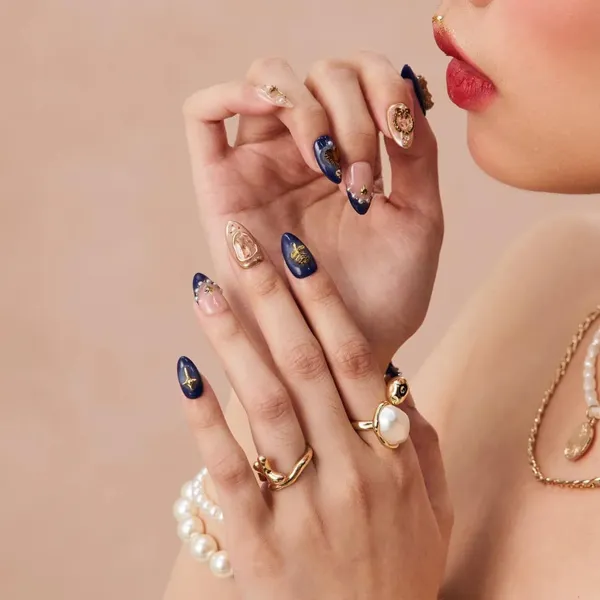 Abstract_Press_On_Nails_For_Women