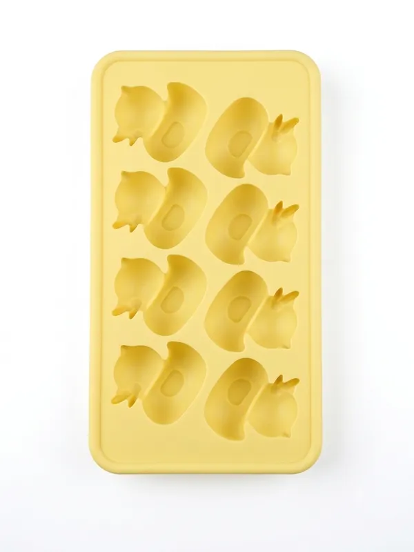 Yellow_Plastic_Premium_Ice_Tray_For_Unisex_(Adults_And_Kids)