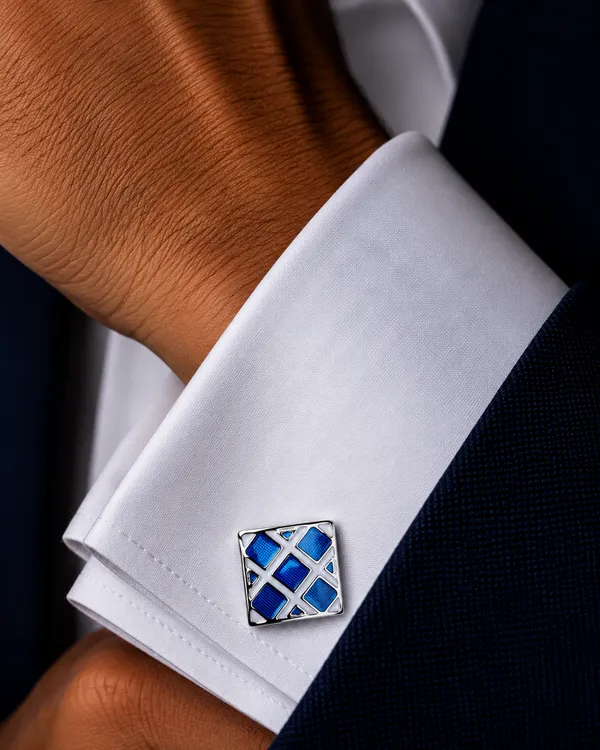 Silver_And_Blue_Metal_Premium_Cufflinks_For_Men