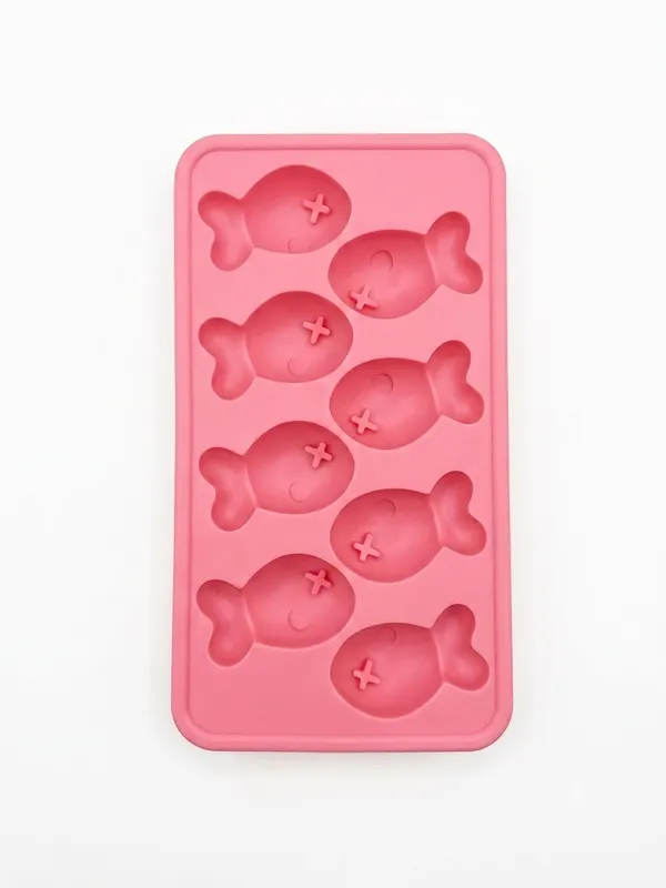 Maron_Plastic_Premium_Ice_Tray_For_Unisex_(Adults_And_Kids)