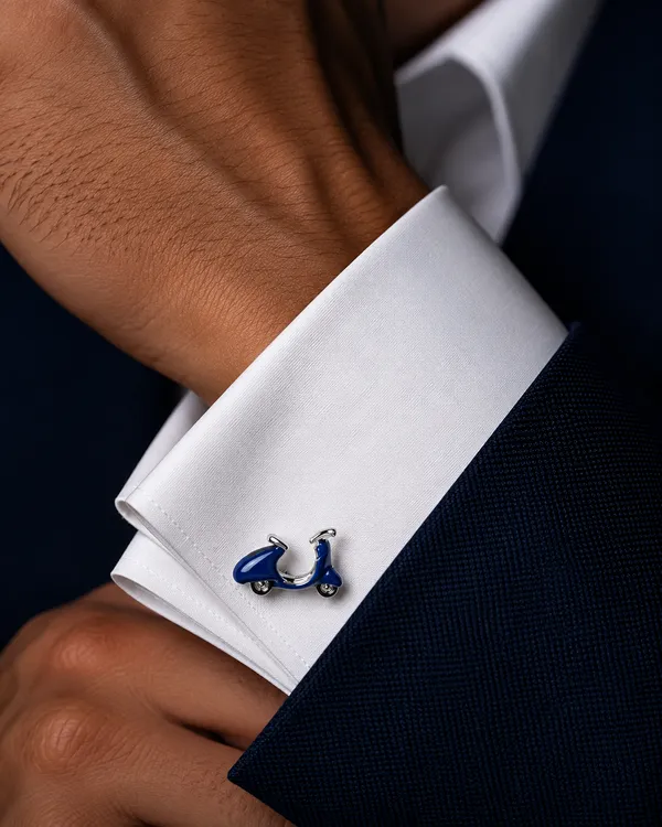 Silver_And_Blue_Metal_Premium_Cufflinks_For_Men