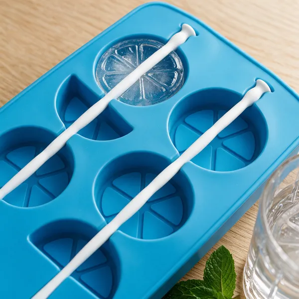 Blue_Plastic_Premium_Ice_Tray_With_Stirrer_For_Unisex_(Adults_And_Kids)