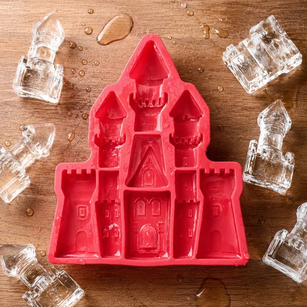 Pink_Plastic_Premium_Ice_Tray_For_Unisex_(Adults_And_Kids)