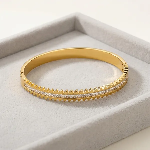 Gold_&_White_Stainless_Steel_Bangle_For_Women