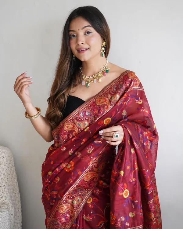 Red_Premium_Silk_Saree_For_Women