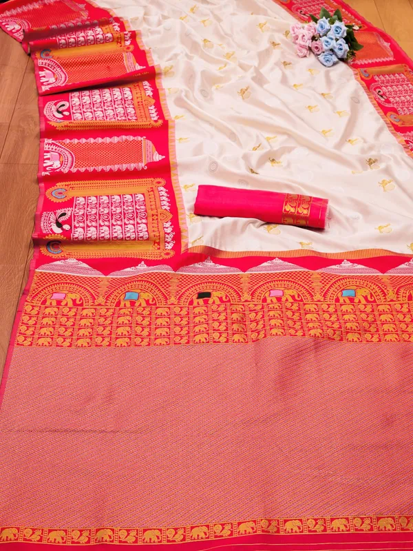 Cream_Silk_Zari_Woven_Traditional_Saree_For_Women