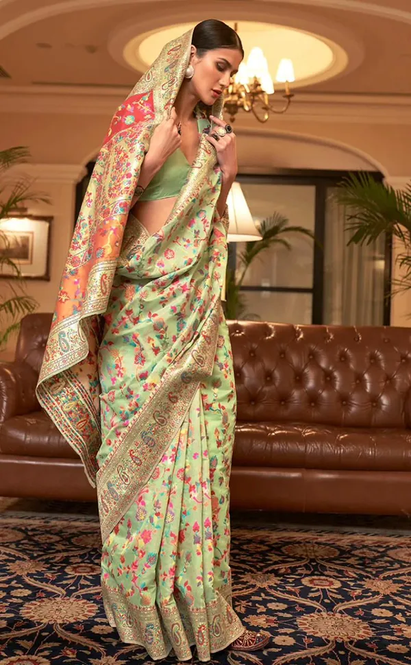 Mint_Green_Silk_Floral_Jacquard_Handloom_Saree_For_Women
