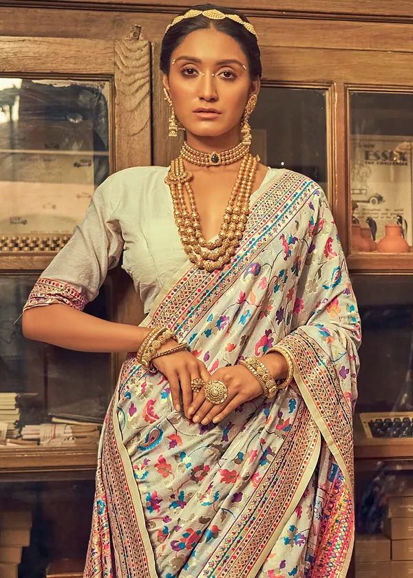 Off_White_Kani_Weaving_Kashmiri_Silk_Saree_For_Women