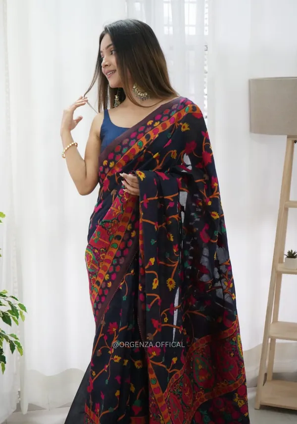 Black_Banarasi_Style_Pure_Kanjivaram_Silk_Saree_For_Women