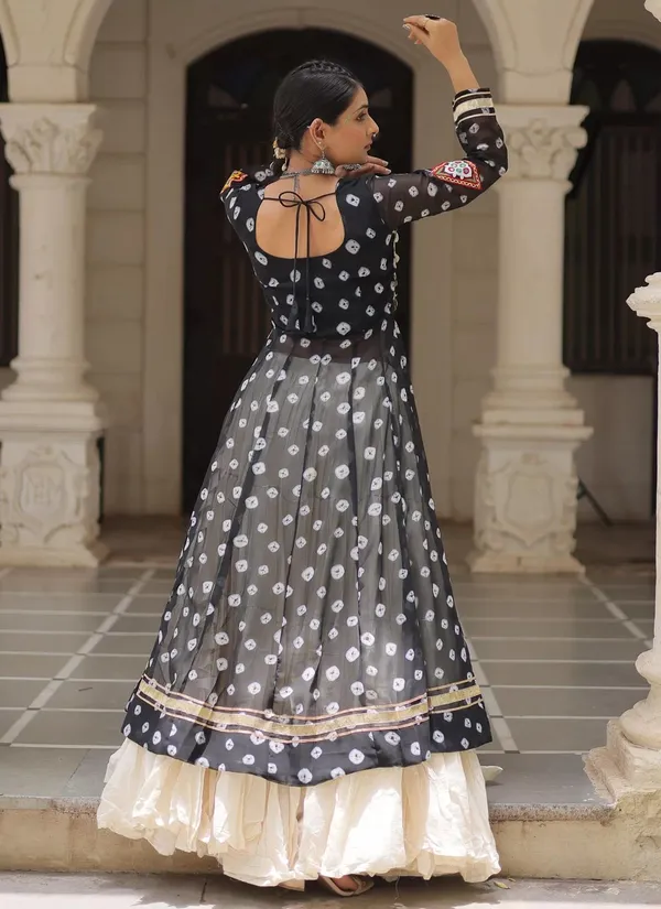 Black_Georgette_Embroidered_Chaniya_Choli_For_Women
