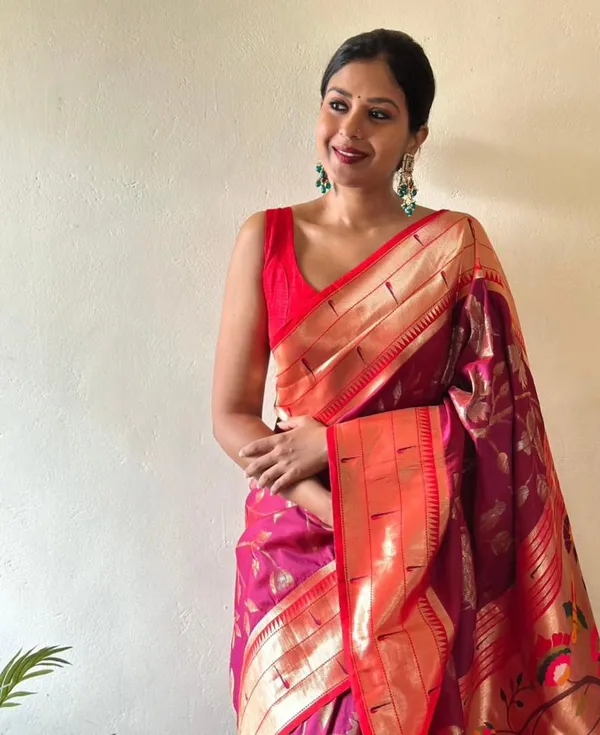 Pink_Silk_Brocade_Zari_Banarasi_Saree_For_Women