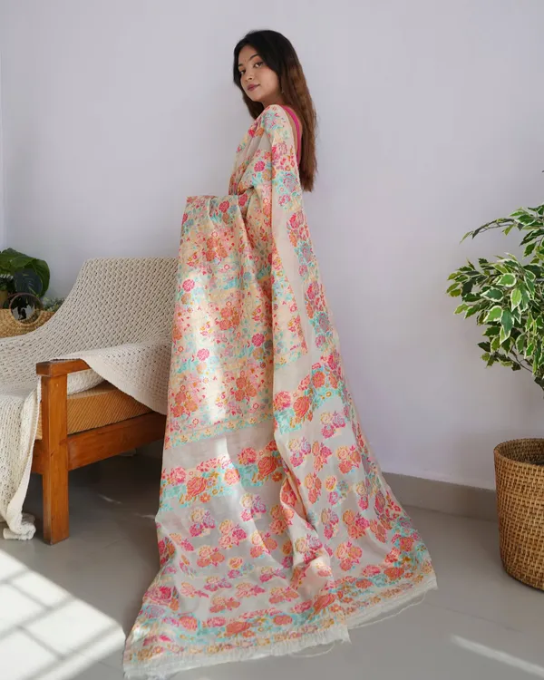 White_Silk_Floral_Printed_Saree_For_Women