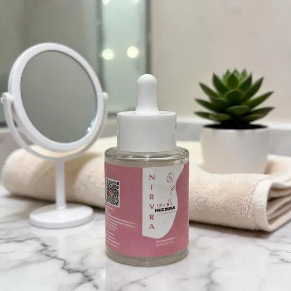 Nirvra_Bakuchiol_Vitamin_C_Hyaluronic_Acid_Renew_Face_Serum